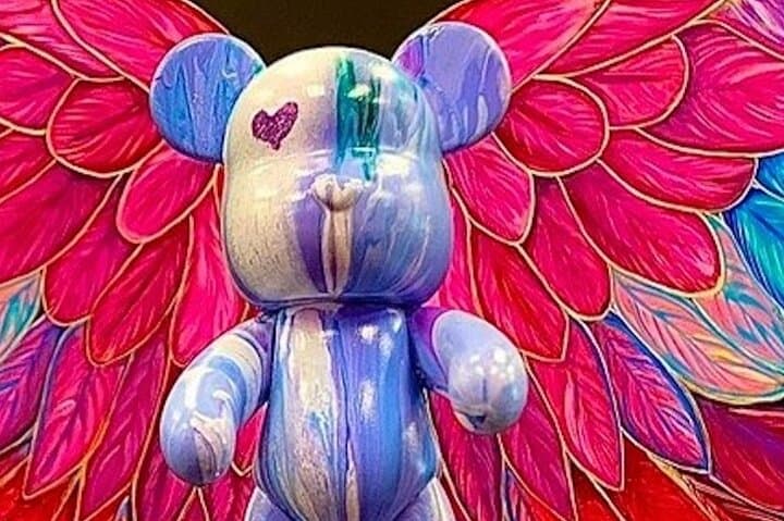 Create a Fluid Bear: 1-Hour Acrylic Pour Workshop in Houston