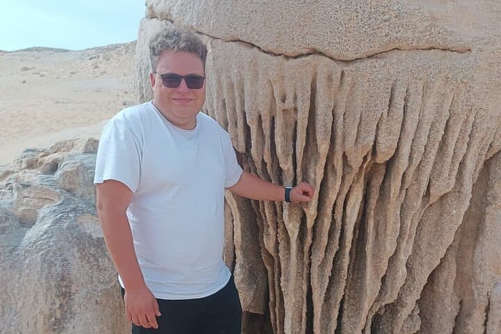 Overnight Bahariya Oasis: White & Black Desert Camping, Crystal Mountain and Hot Springs photo 4