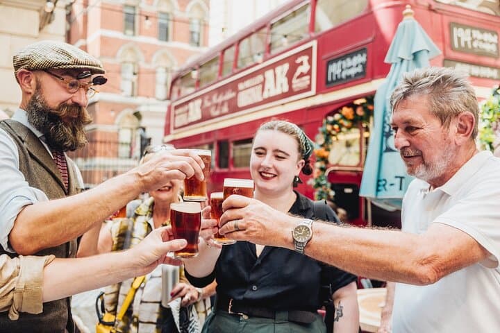 Secret London Pub Tour: Private Craft Ale Walk Through Historic Inns photo 4