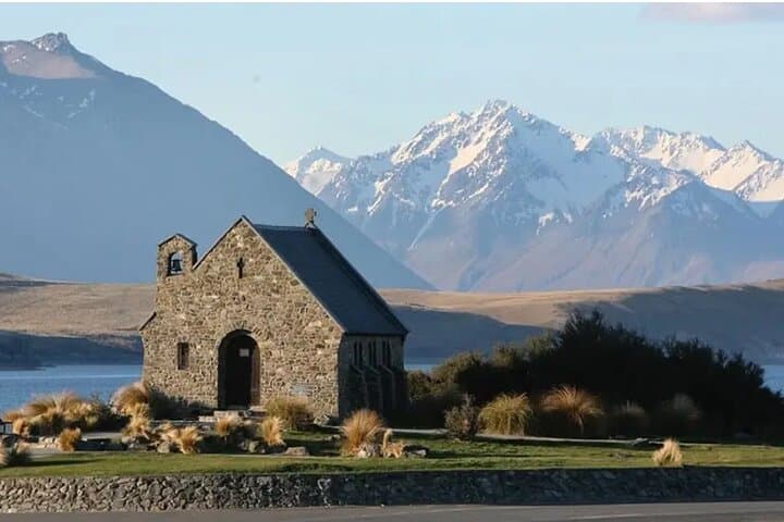 Queenstown to Lake Tekapo & Aoraki/Mount Cook Private Day Tour — Scenic Drive, Glacial Lakes & Alpine Lookouts photo 5