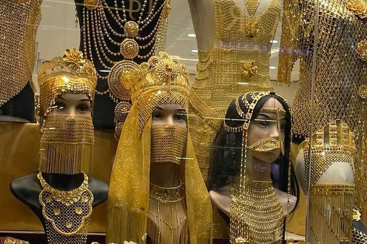 Private Dubai Shopping Tour: From Spice Souk to Dubai Mall photo 6