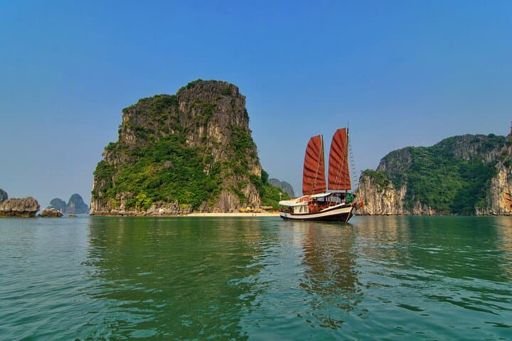 Private 2-Day Boutique Cruise to Hidden Bai Tu Long Bay photo 3