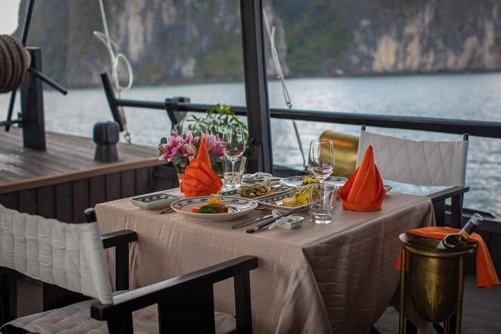 Private 2-Day Boutique Cruise to Hidden Bai Tu Long Bay photo 4