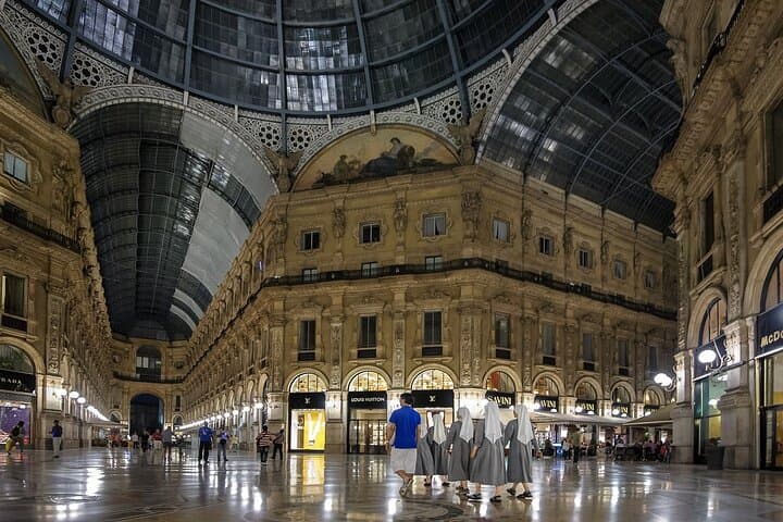 Solve a Milan Murder Mystery: Self-Guided Outdoor Detective Game in Milan photo 6