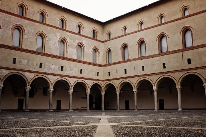 Solve a Milan Murder Mystery: Self-Guided Outdoor Detective Game in Milan photo 2