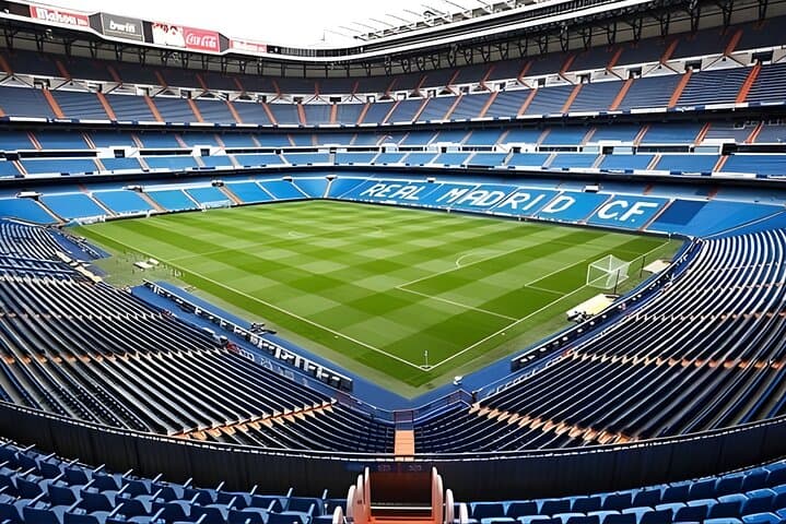 Explore Madrid by E-Bike: Santiago Bernabéu Electric Bike Tour photo 2