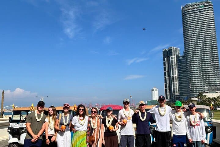 Tuk Tuk Safari: Explore Authentic Colombo in 3.5 Hours