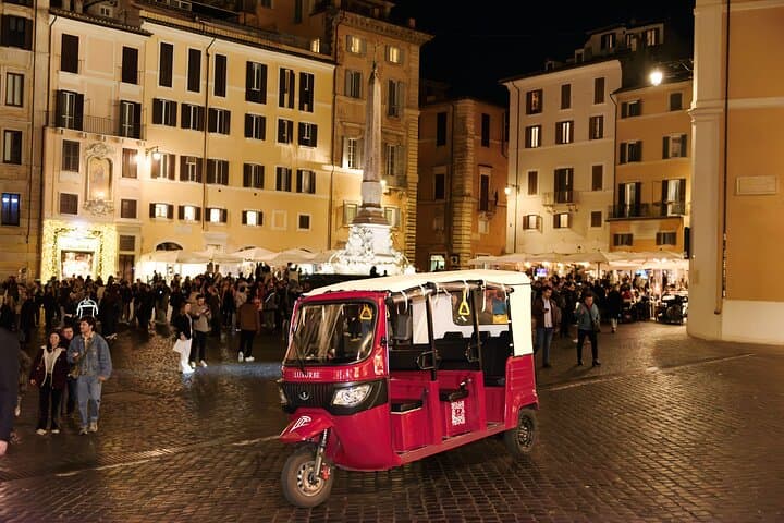 Rome by Night E-Tuk Tour: Electric Tuk‑Tuk Through the Eternal City's Icons photo 4