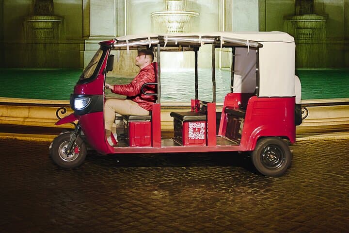 Florence by Night: Electric Golf Cart Tour of the Oltrarno Hills photo 3