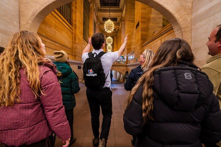 Midtown Manhattan Walking Tour and SUMMIT One Vanderbilt Observatory Experience photo 3