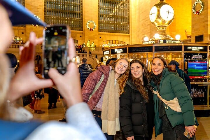 Midtown Manhattan Walking Tour and SUMMIT One Vanderbilt Observatory Experience photo 5