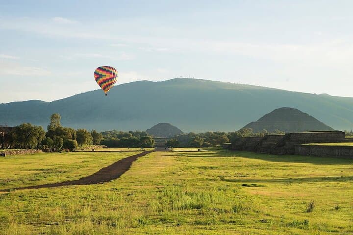 VIP Hot Air Balloon Over Teotihuacan & Private Ruins Tour photo 1