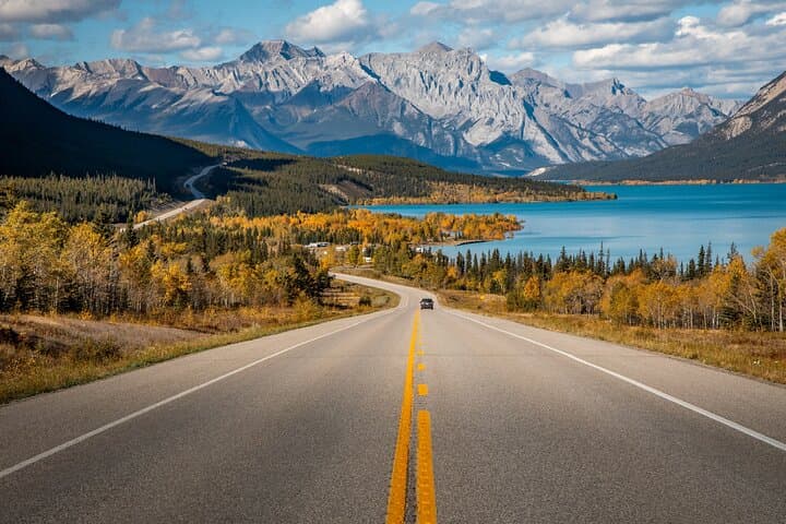 Columbia Icefield Tour from Canmore: Icefields Parkway Glacier Experience photo 4