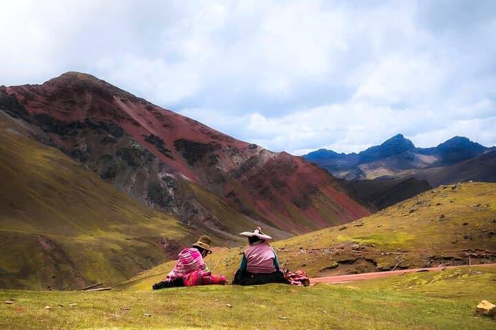 Vinicunca (Rainbow Mountain) Full-Day Trek from Cusco: Practical Guide to the 7-Color Mountain photo 4