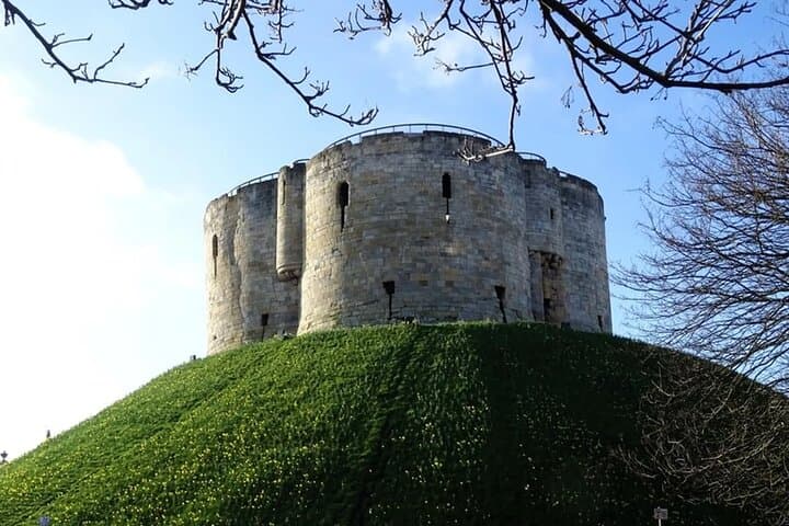 York Self-Guided Audio Walking Tour — Minster, Shambles & Jorvik photo 2
