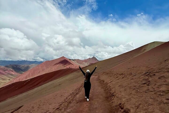 Vinicunca (Rainbow Mountain) Full-Day Trek from Cusco: Practical Guide to the 7-Color Mountain photo 6