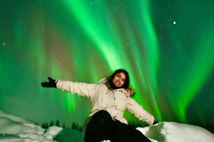 Guaranteed Northern Lights Tour in Rovaniemi — Small-Group Aurora Chase