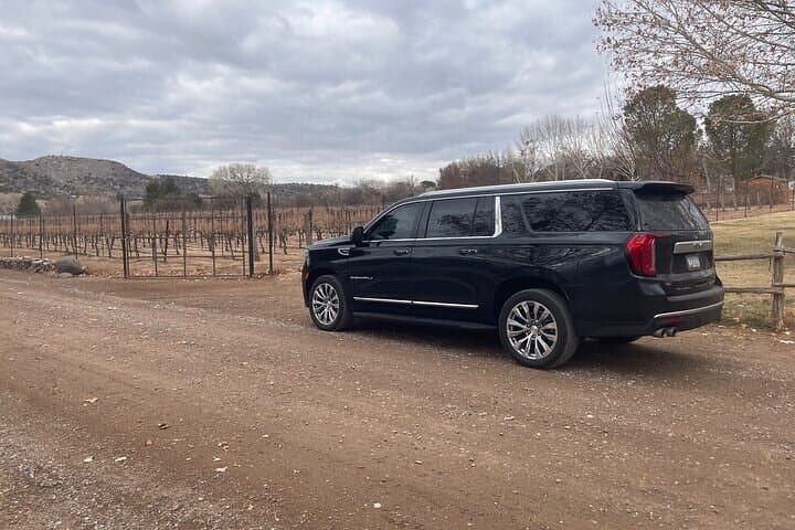 Vines and Views Sedona Elite Ride — Oak Creek Wine Tour & Riverside Lunch photo 3