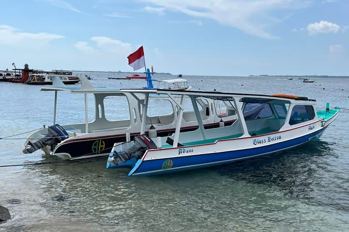 Lombok 2-Day Culture, Beaches & Gili Snorkeling Tour photo 2