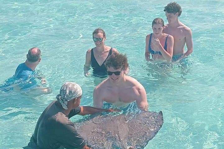 Stingray City Sandbar Snorkel Tour & Seven Mile Beach — Grand Cayman Day Trip photo 3