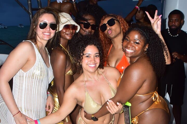 Hip-Hop Party Boat Punta Cana: Open-Bar Sandbar Cruise & Snorkel photo 2