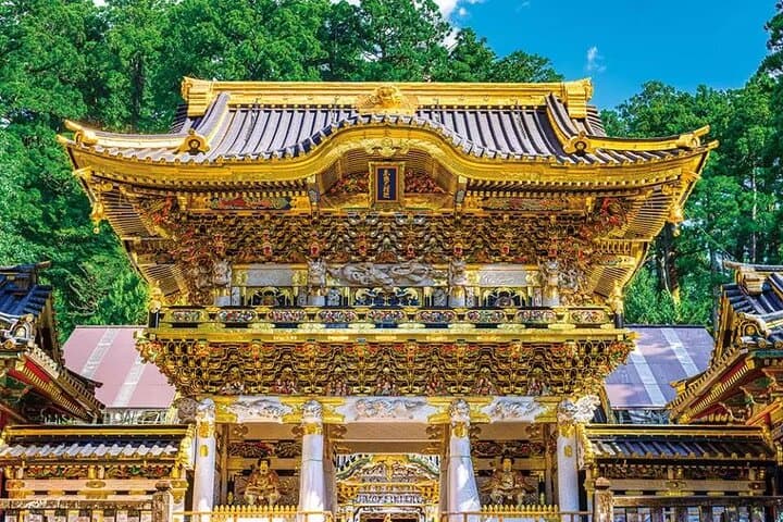 Tokyo to Nikko Day Tour: Toshogu Shrine, Lake Chuzenji & Kegon Falls