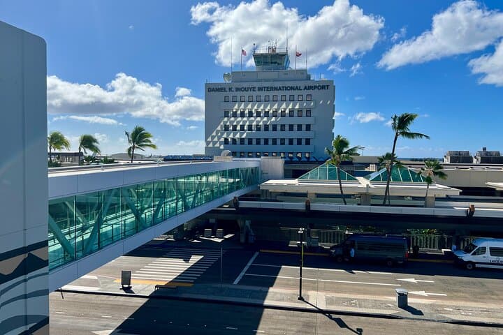 Private Ko Olina & Kapolei Airport Transfer for Groups (Up to 10) photo 5