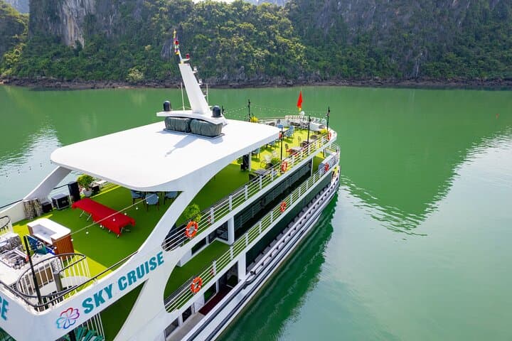 Halong Bay Day Cruise: Kayaks, Caves and a Jacuzzi Sunset Party photo 2
