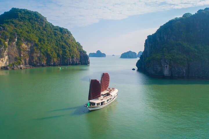 Private 2-Day Bai Tu Long Boutique Cruise — Kayak, Caves & Fishing Village