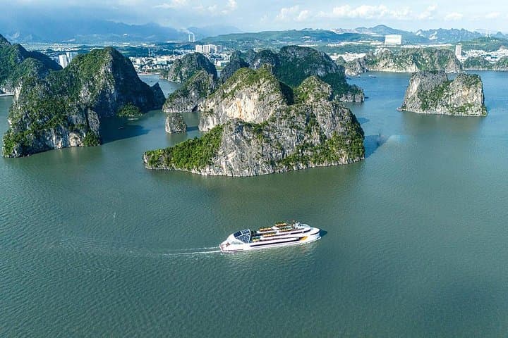 Ultimate Ha Long Bay Luxury Day Cruise with Limousine Transfer from Hanoi photo 1