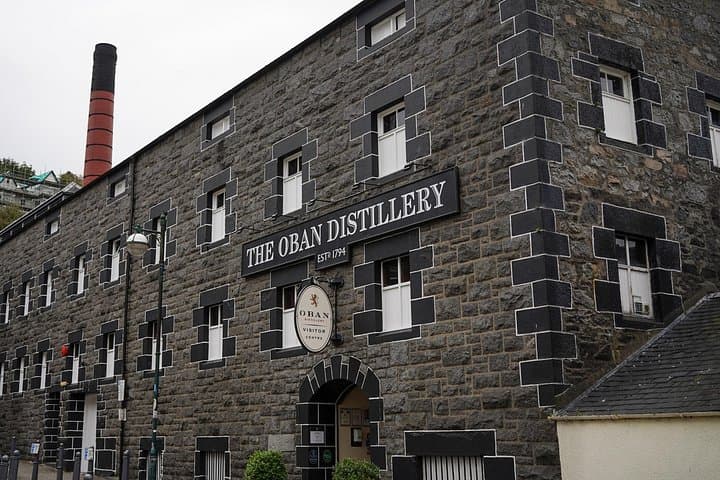 Edinburgh to Isle of Skye: 4-Day Jacobite Steam Train & Whisky Tour photo 3