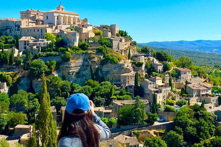 Lavender Fields and Hilltop Villages of the Luberon: Day Tour from Avignon photo 3