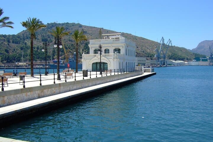 Solve a Murder in Murcia: GPS Outdoor Detective Game and City Puzzle Walk photo 2