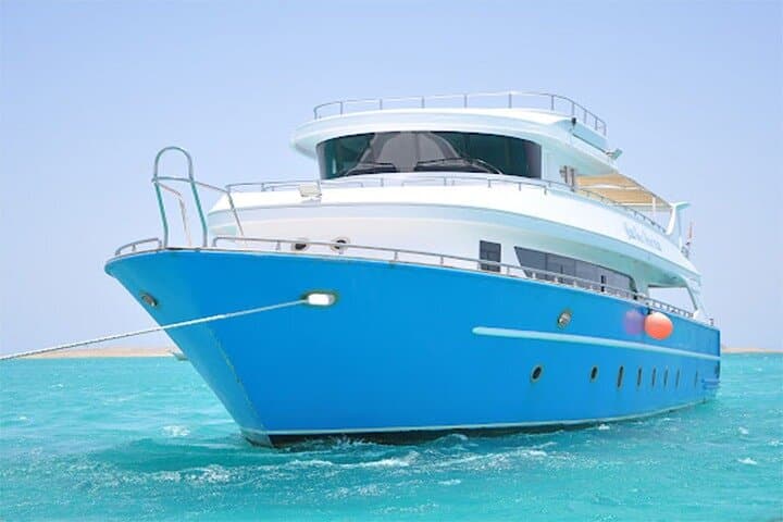Luxury Red Sea Cruise to Orange Bay Island with Optional Intro Scuba photo 2