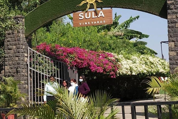 Sula Vineyards Day Trip from Mumbai: Vande Bharat or Car Wine Tasting in Nashik photo 4