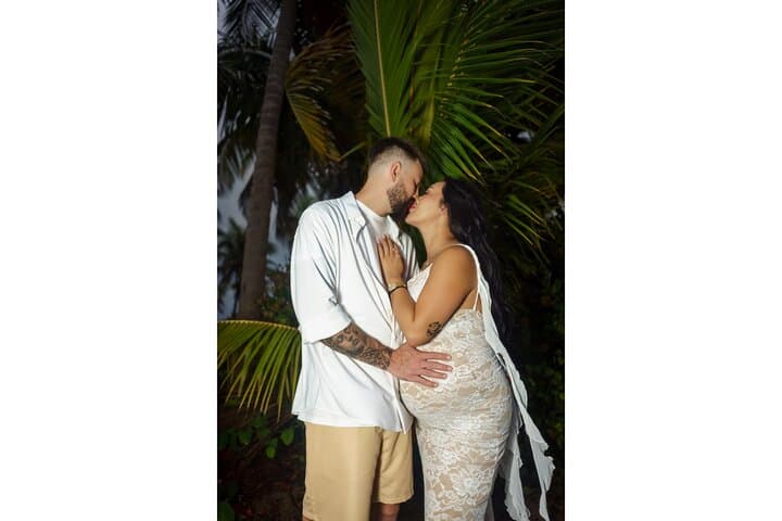 Golden Hour Beach Photo Shoot San Juan — La Concha Portrait Session photo 6