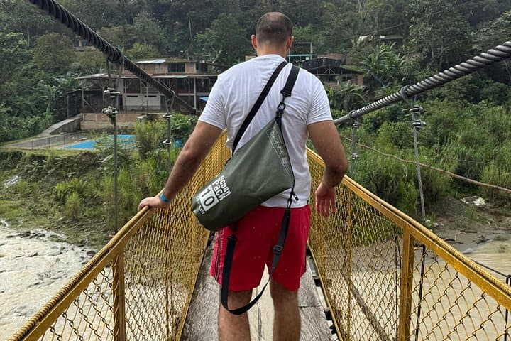 Cali to San Cipriano Day Trip: Witches, Turquoise Rivers & Jungle Tubing photo 4