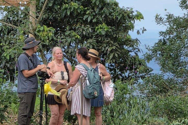 Volcano View Picnic & Nature Hike — La Fortuna Arenal Experience
