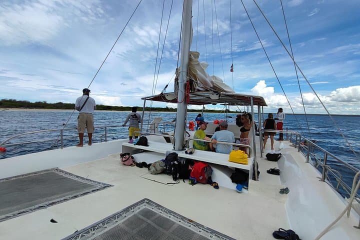 Catalina Island Snorkel Day Trip from Punta Cana with Lunch and Transport photo 3