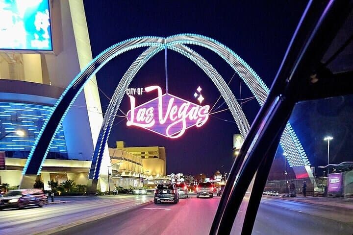Self-Drive EVR Las Vegas Strip Tour with STRAT Comedy Show