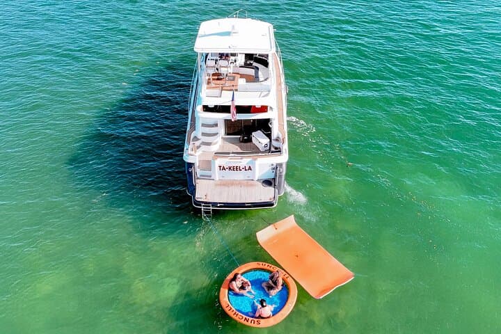 Private Luxury Yacht Cruise to Fisher Island: Miami Skyline, Millionaire’s Row & Swim Stops