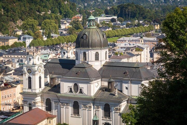 Prague to Salzburg Private Tour via Český Krumnov — Flexible Day Transfer with Castle Stop photo 2