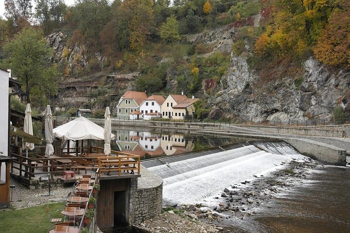 Prague to Salzburg Private Tour via Český Krumnov — Flexible Day Transfer with Castle Stop photo 3