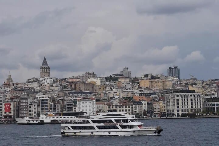 Istanbul Private Car Day Tour — Taksim, Istiklal & Bosphorus Views photo 2