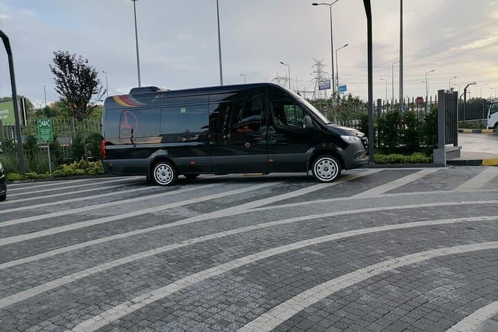 Istanbul Private Car Day Tour — Taksim, Istiklal & Bosphorus Views photo 3
