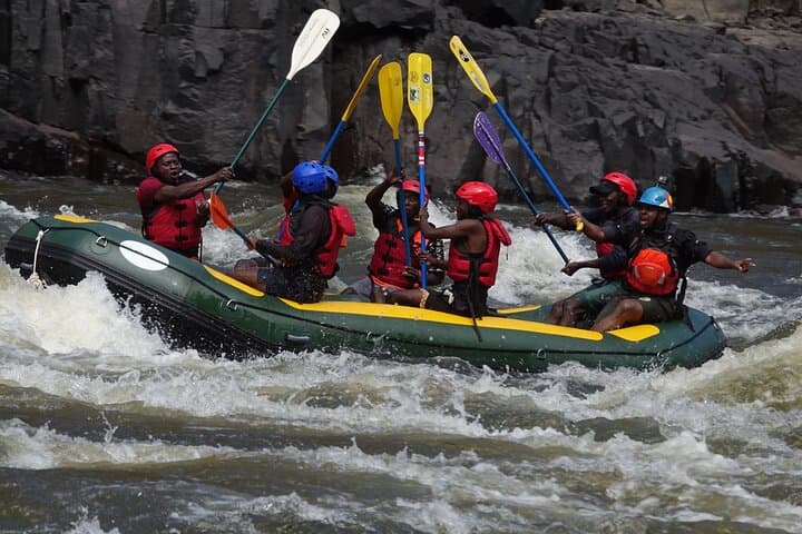 High-Water Zambezi Rafting Below Victoria Falls: Batoka Gorge Adventure photo 3