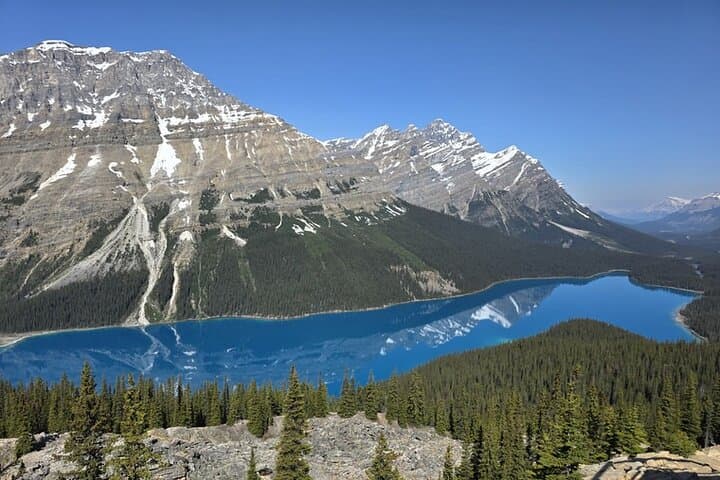 Explore Banff National Park: Full-Day Group Sightseeing Tour from Canmore