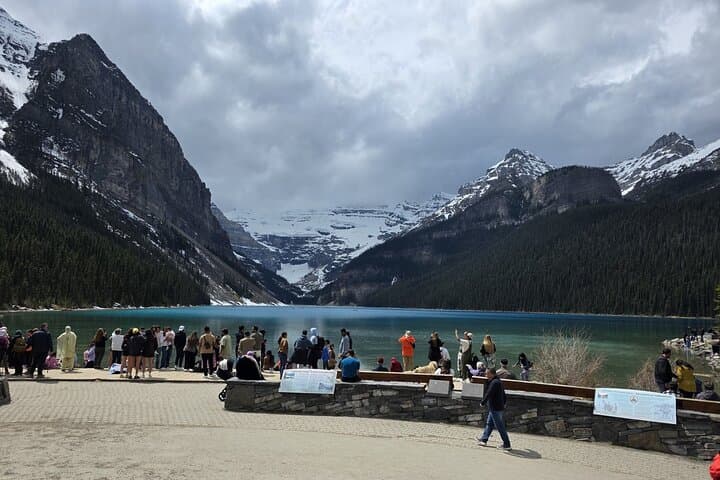Explore Banff National Park: Full-Day Group Sightseeing Tour from Canmore photo 3