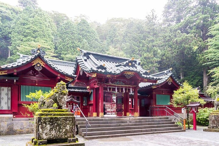 Hakone Day Trip: Lake Ashi, Hakone Shrine & Onsen from Tokyo photo 3