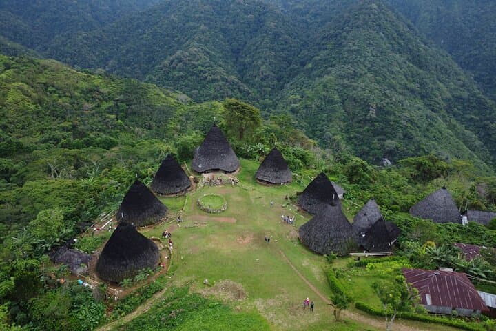 Wae Rebo 2D1N Trek from Labuan Bajo: Overnight in a Traditional Mbaru Niang Village